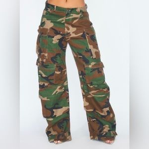 LOVE AND WAR CAMOUFLAGE PANTS